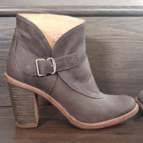 Timberland Brown Ankle Boots - Picture 7 of 12